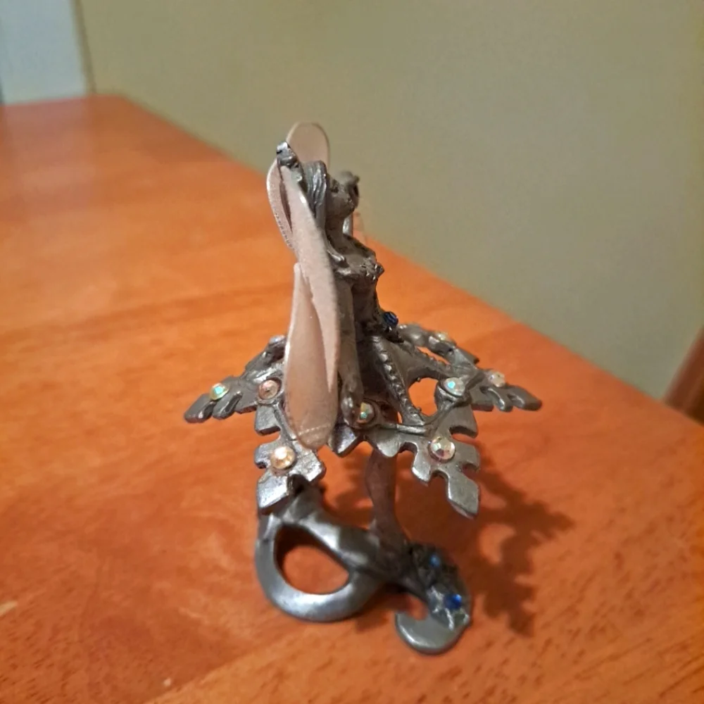 Pewter Fairy Figure Snowflake Crystal Fae Mystical Forest Fantasy Sunglo - Picture 5 of 7